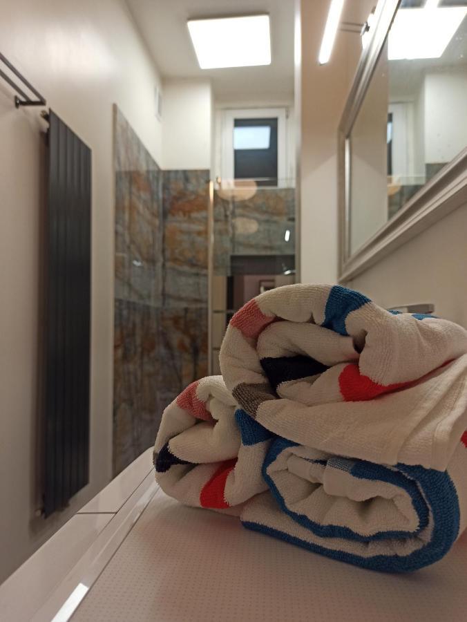 Apartament Rozeta Centrum 6Os ليجنيكا المظهر الخارجي الصورة