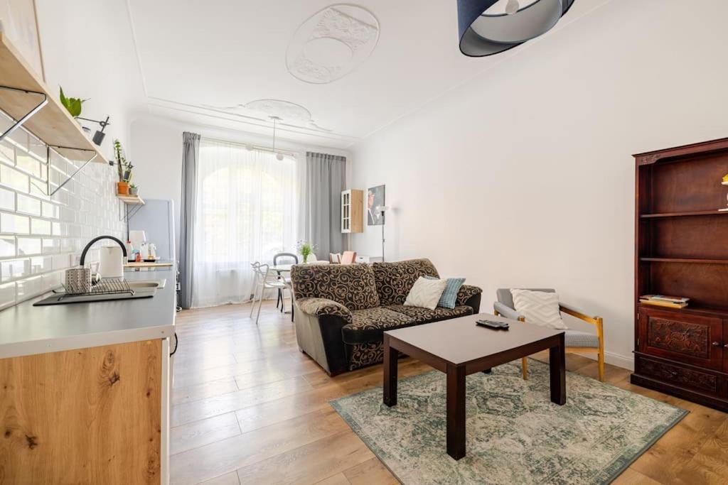 Apartament Rozeta Centrum 6Os ليجنيكا المظهر الخارجي الصورة